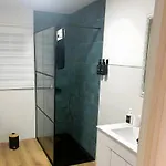 Casa Adelfas